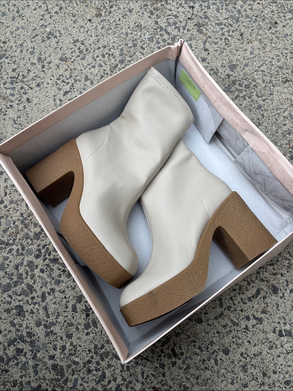 Chinese Laundry Callahan Cream Platform Ankle Boots with Block Heel Size 8.5